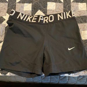 Nike pro biker shorts - Size XL